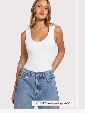 Nuuds Seamless scoop neck bodysuit